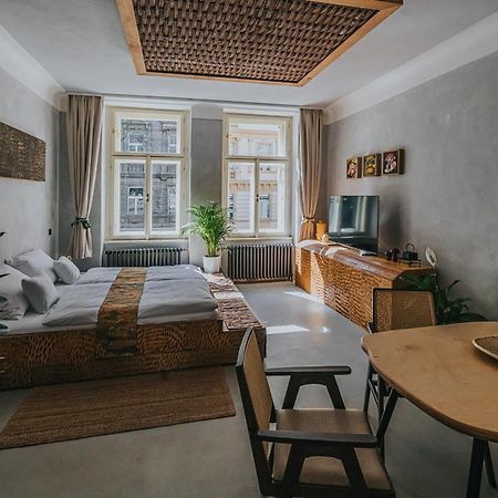 Bohemian Experience Aparthotel Praha Bagian luar foto