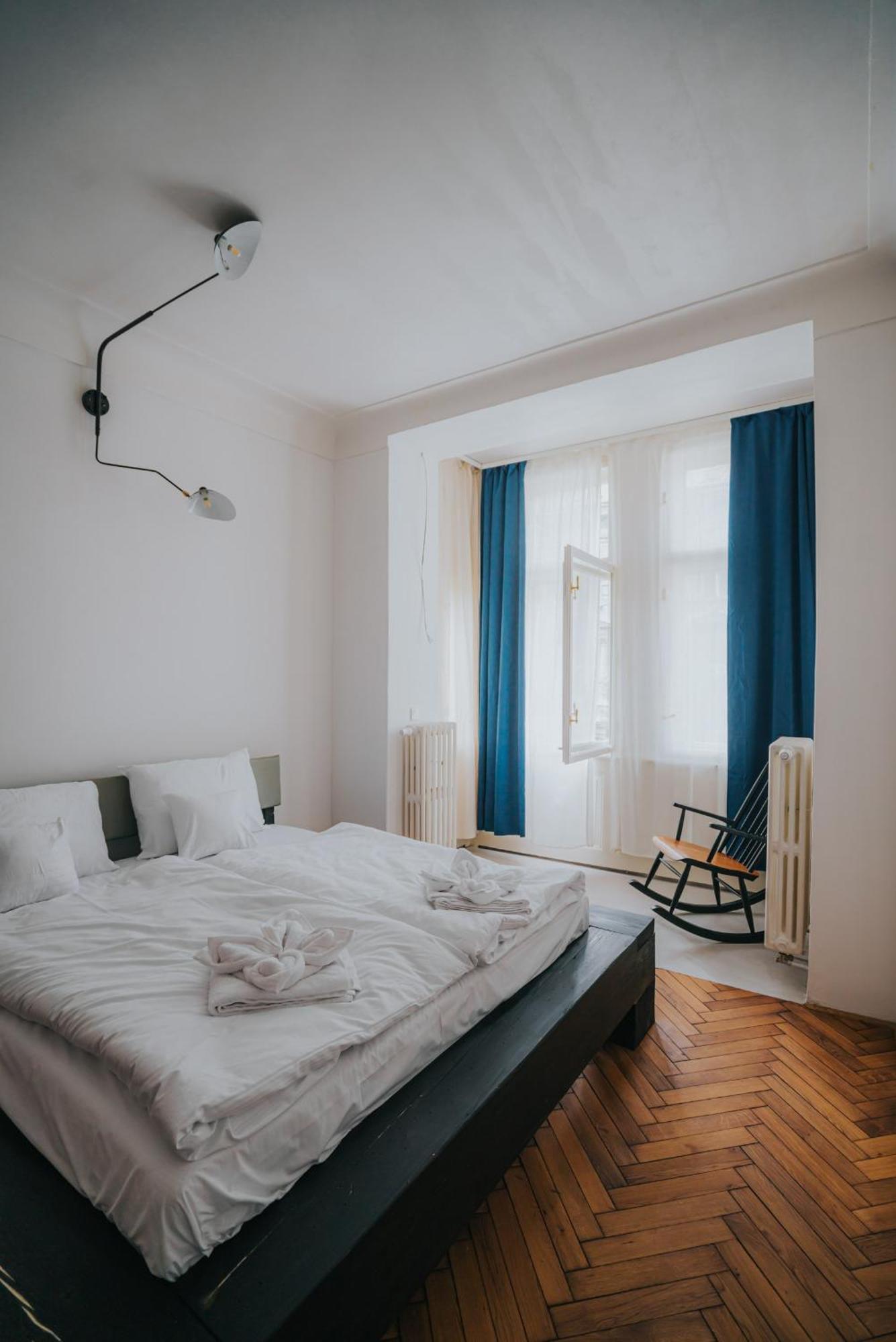 Bohemian Experience Aparthotel Praha Bagian luar foto