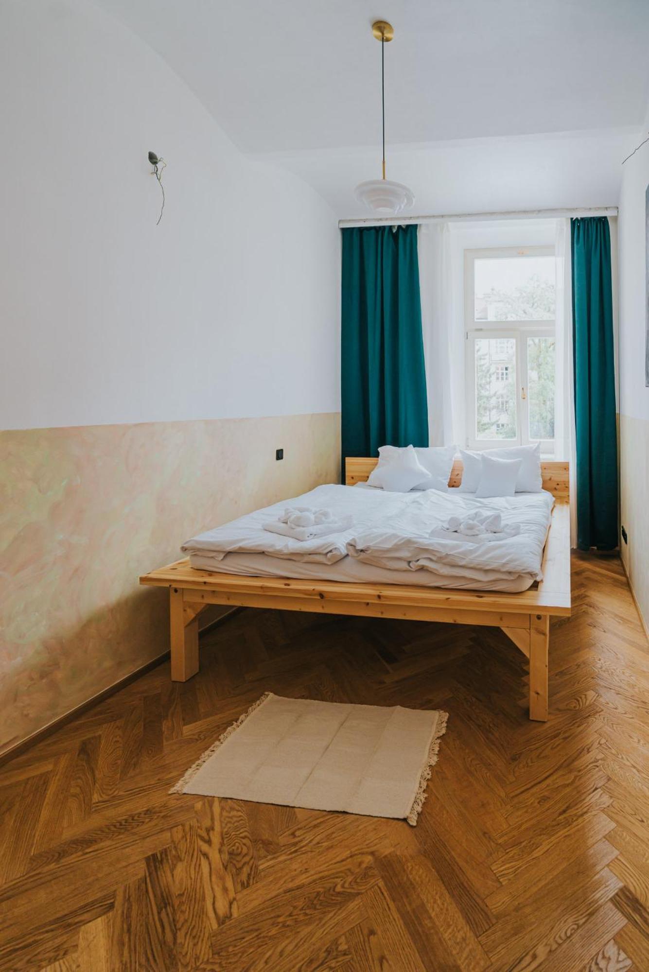 Bohemian Experience Aparthotel Praha Bagian luar foto
