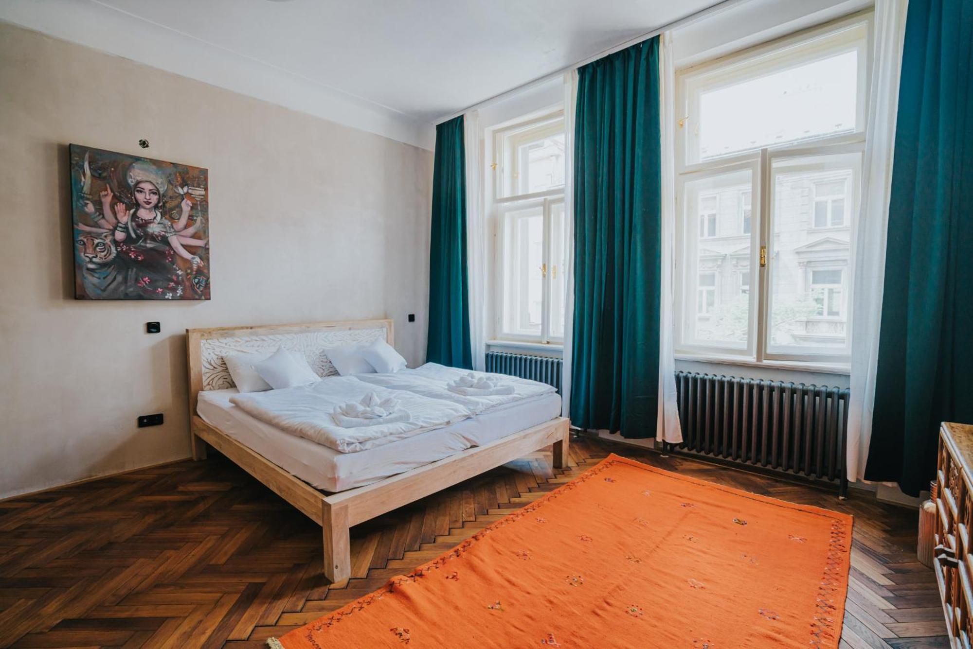 Bohemian Experience Aparthotel Praha Bagian luar foto