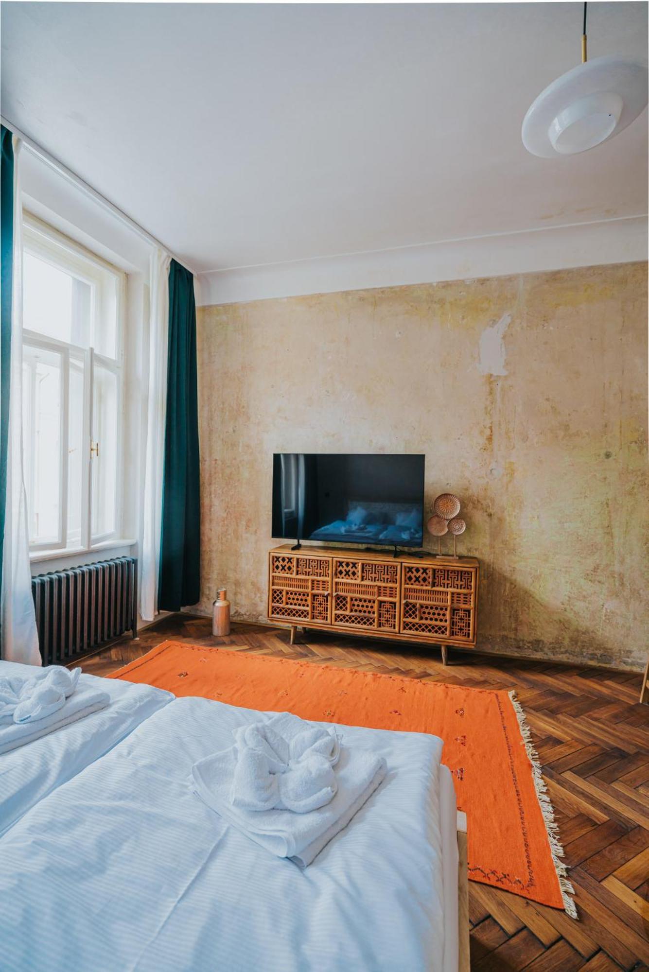 Bohemian Experience Aparthotel Praha Bagian luar foto